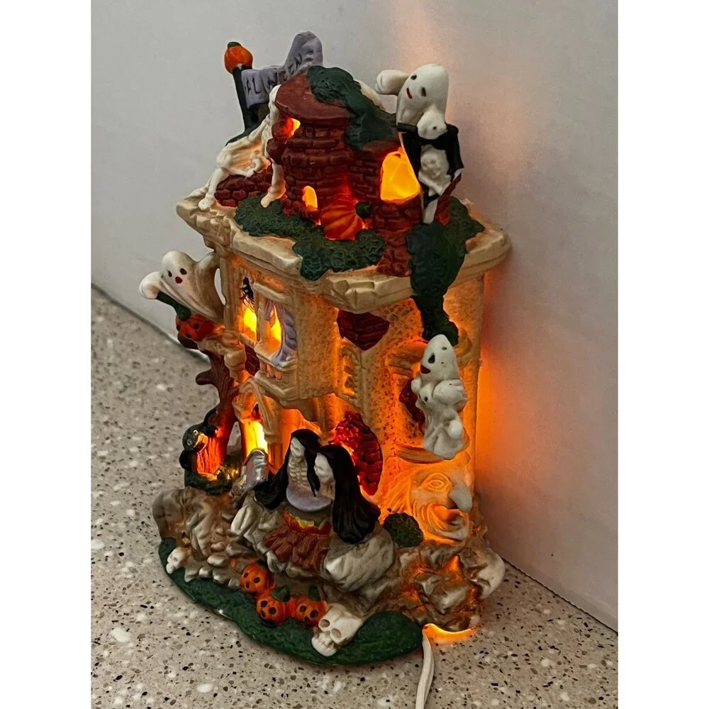 Porcelain Lighted Haunted House Halloween Ghost Pumpkin Skeleton Village READ